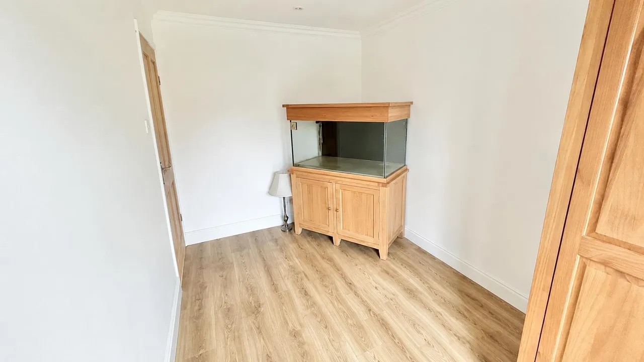Agnes Close, Oldham, OL9, photo 9