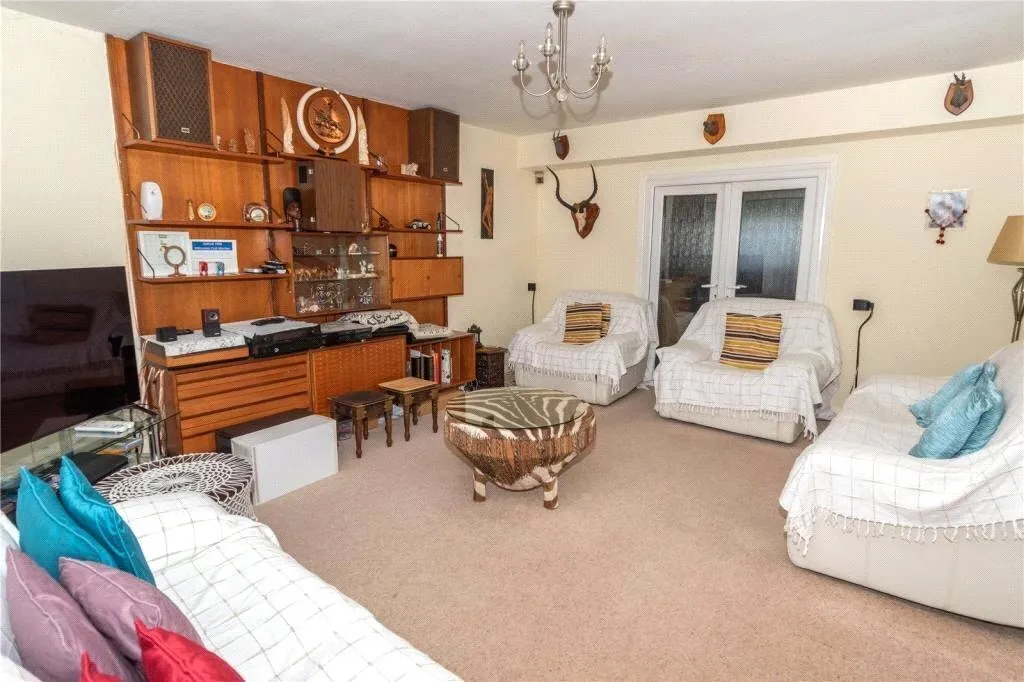 Keel Drive, Birmingham, B13, photo 2