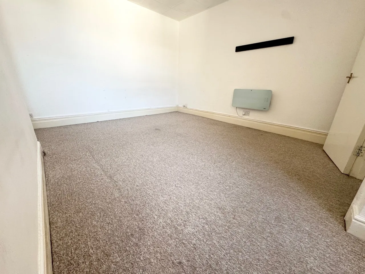 1 bed flat to rent, West Hill Road, BH2