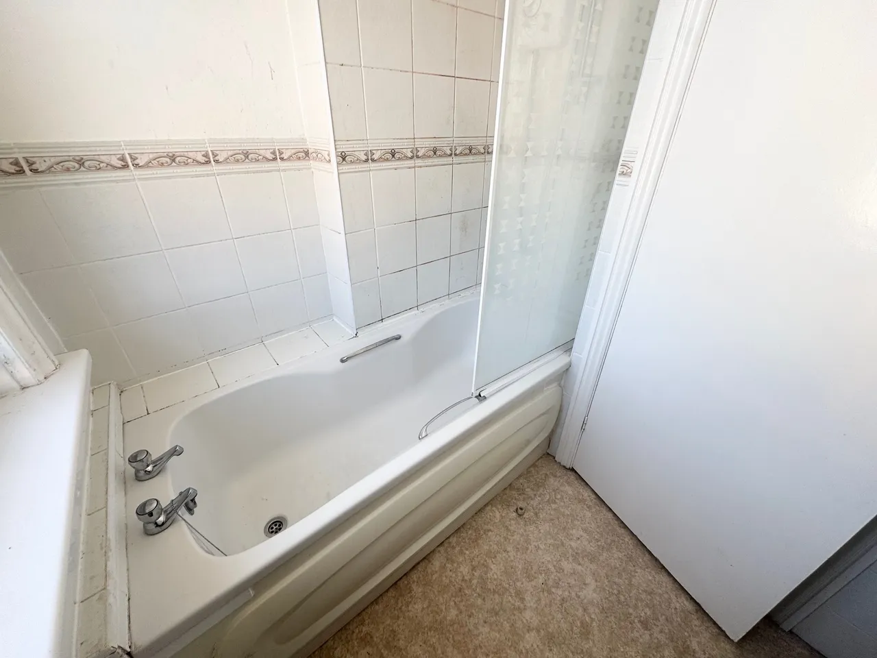 West Hill Road, BH2, photo 4