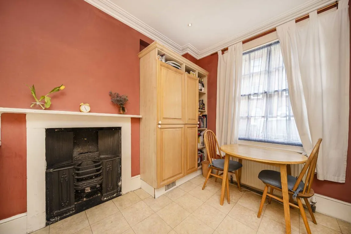 Clerkenwell Close, EC1R, photo 10