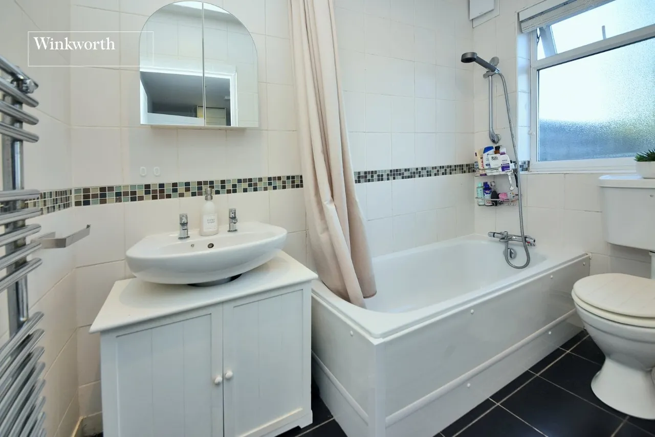 Brinkley Road, Worcester Park, KT4, photo 13