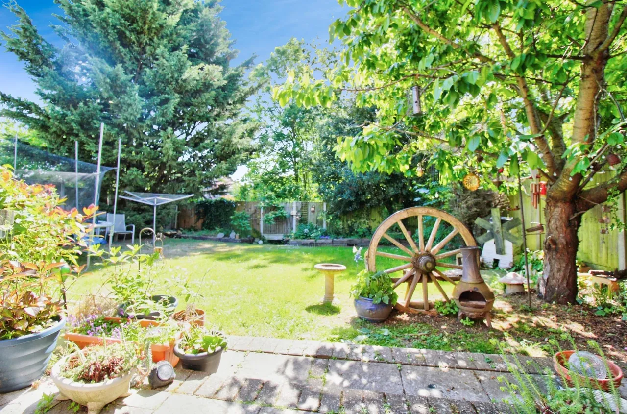 Aragon Close, Romford, RM5, photo 13