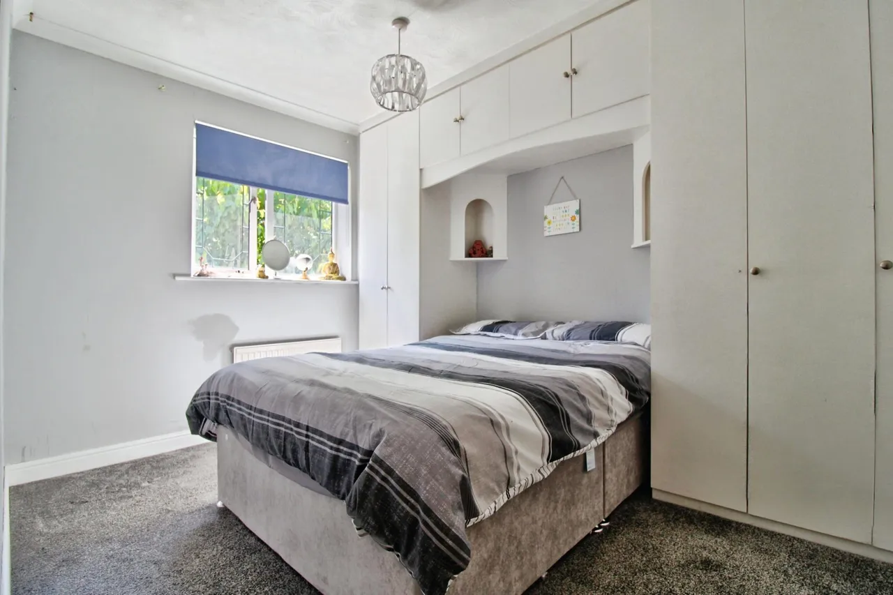 Aragon Close, Romford, RM5, photo 8