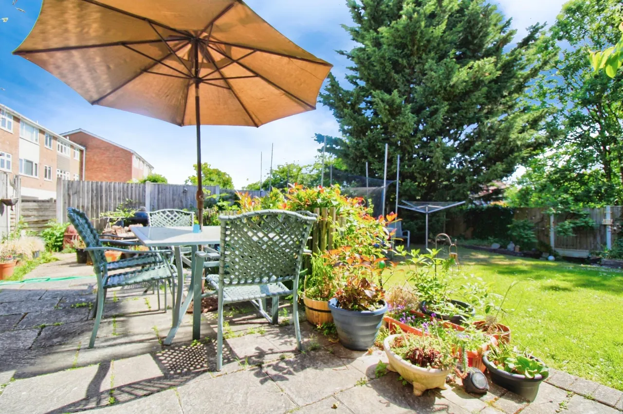 Aragon Close, Romford, RM5, photo 18