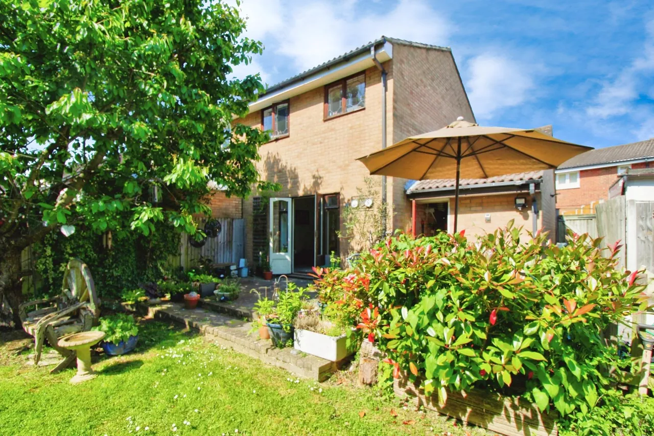 Aragon Close, Romford, RM5, photo 12