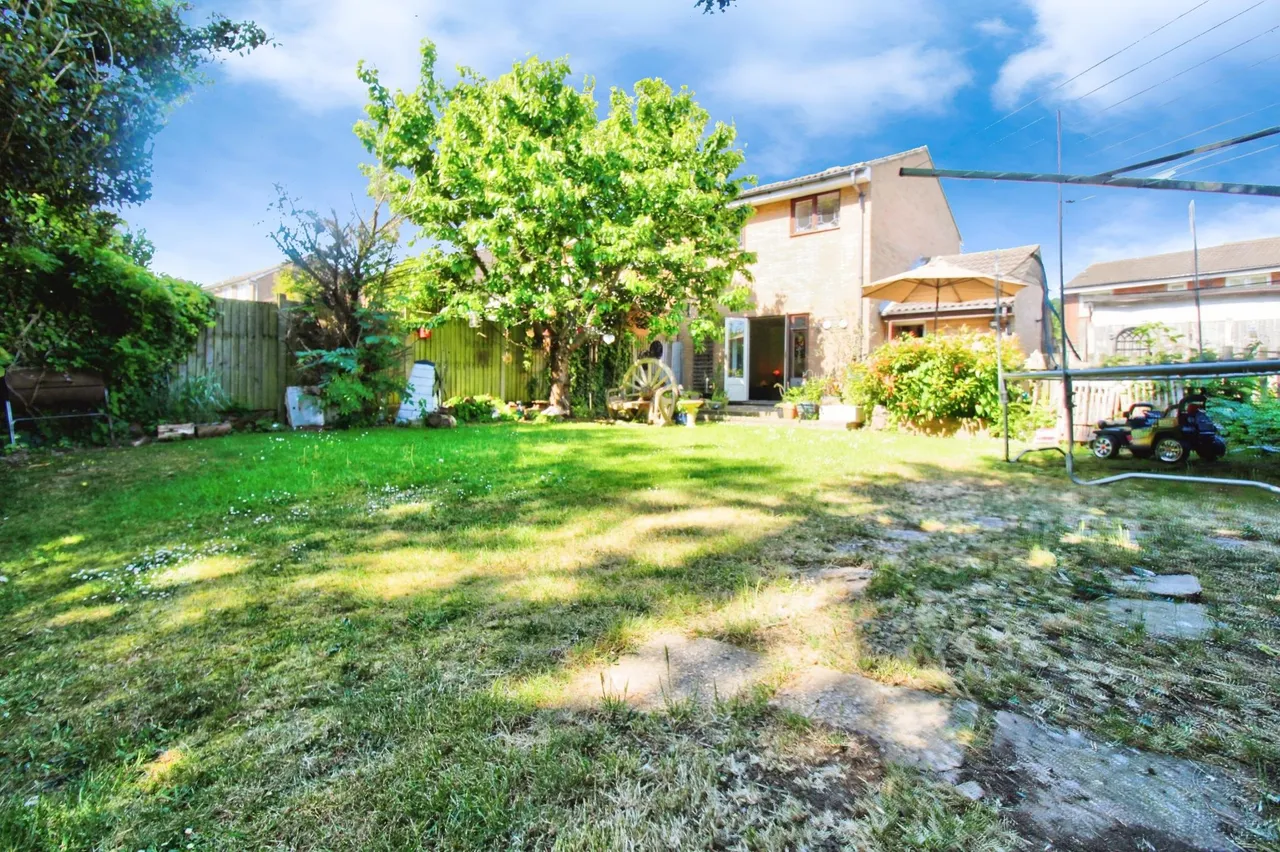 Aragon Close, Romford, RM5, photo 15