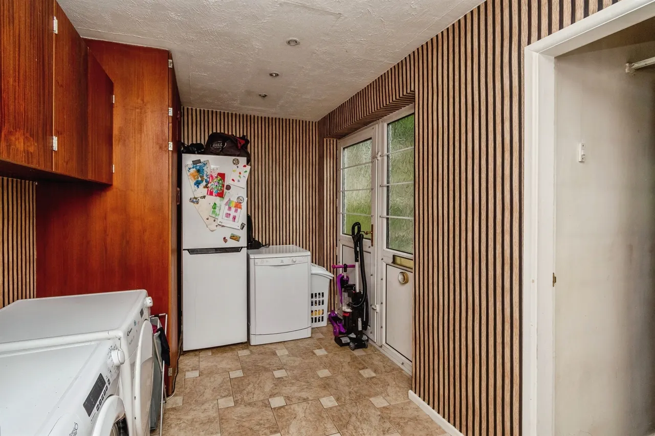 Heath Street, Hednesford, WS12, photo 13