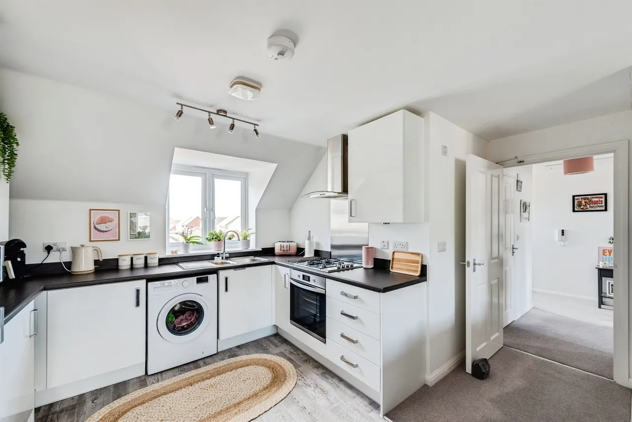 Centenary Way, Witney, OX29, photo 2