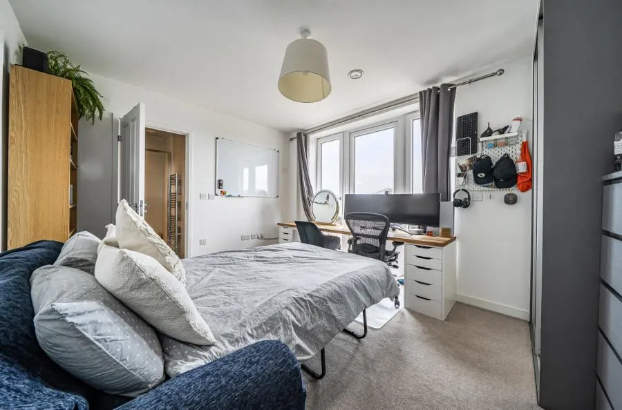 Colonnade Gardens, Acton, W3, photo 11