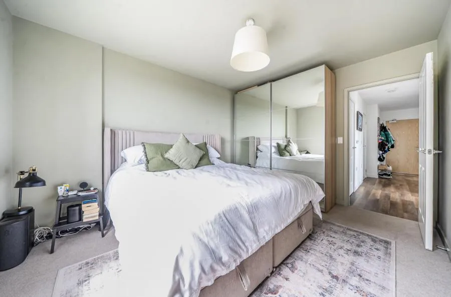 Colonnade Gardens, Acton, W3, photo 8