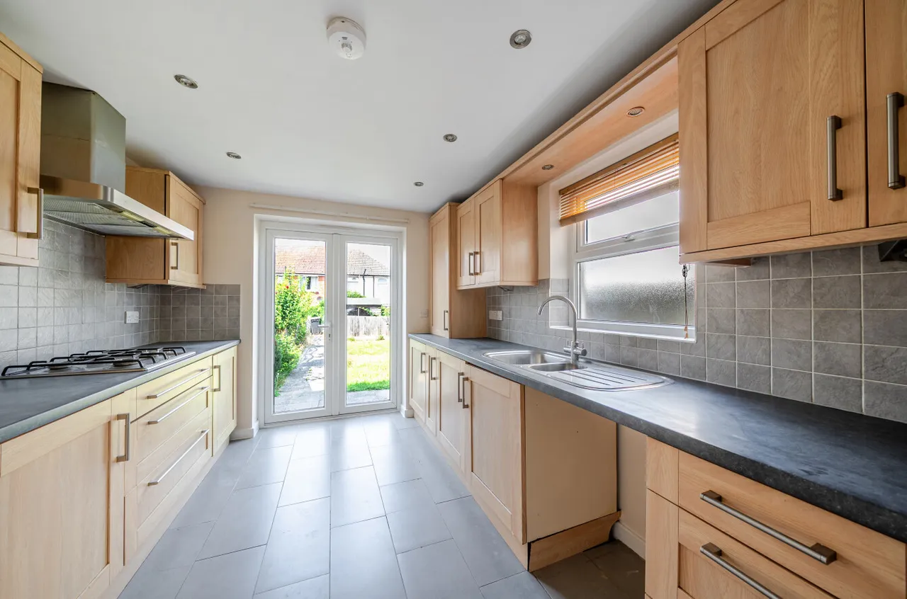 Cottenham Road, Worthing, BN11, photo 3