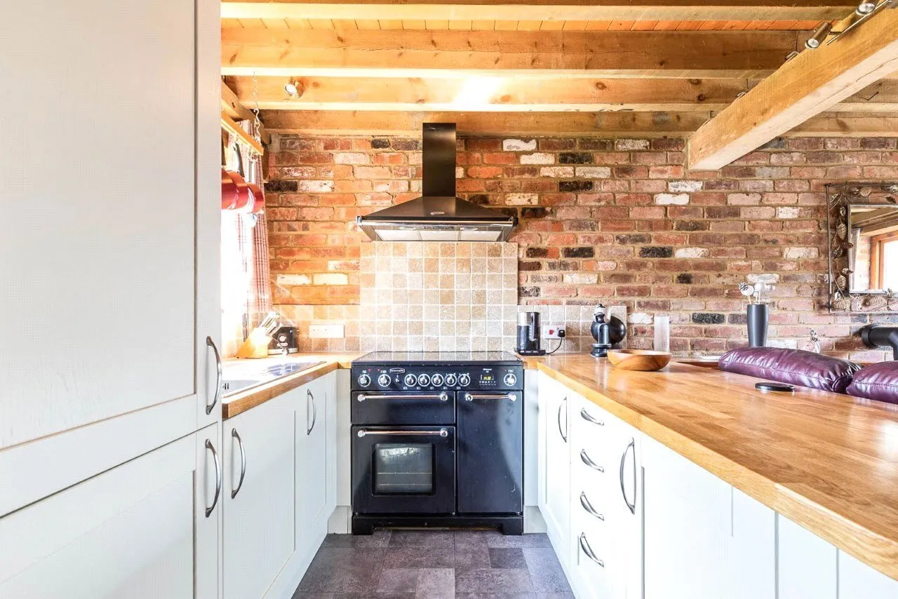 Cannister Hall Barns, Toftrees, Fakenham, Norfolk, NR21, photo 7