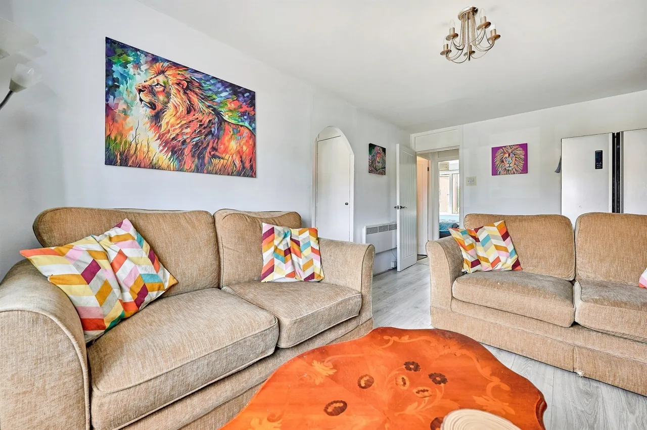 Ozier Court Saffron Walden, CB11, photo 5