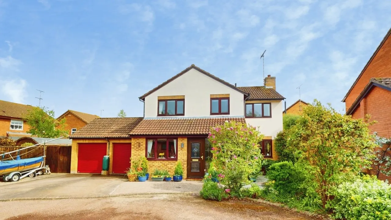 4 bed house for sale — Sevelm, Up Hatherley, Cheltenham