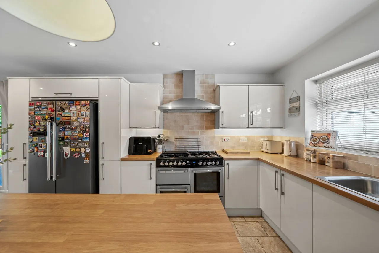 Tarrant Close, Wigan, WN3, photo 3