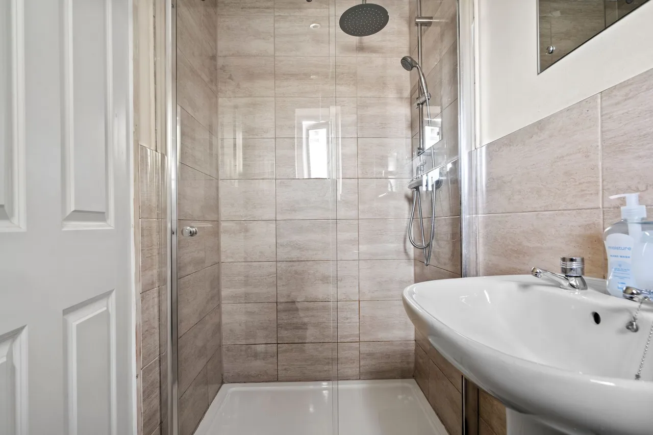 Tarrant Close, Wigan, WN3, photo 24