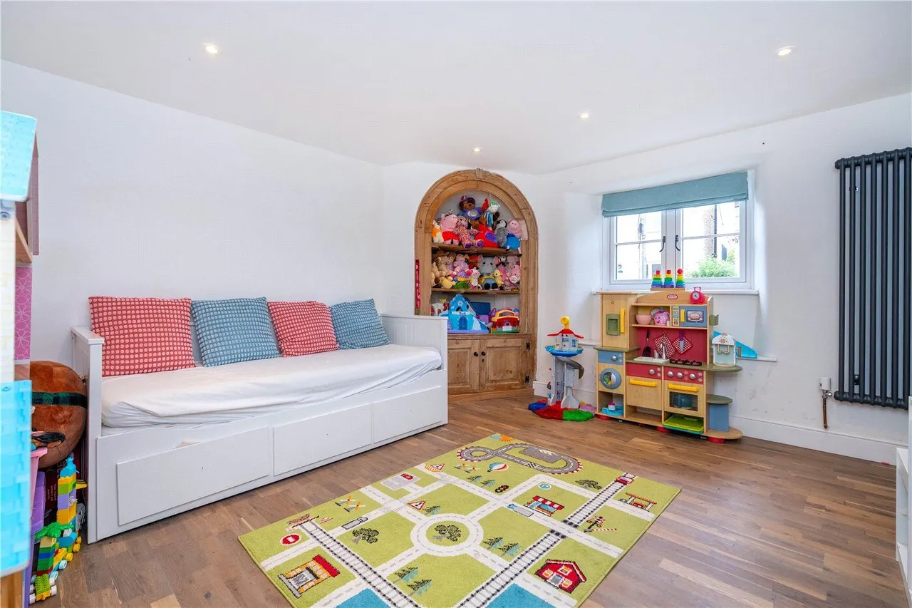 Eastgate, Deeping St. James, PE6, photo 10