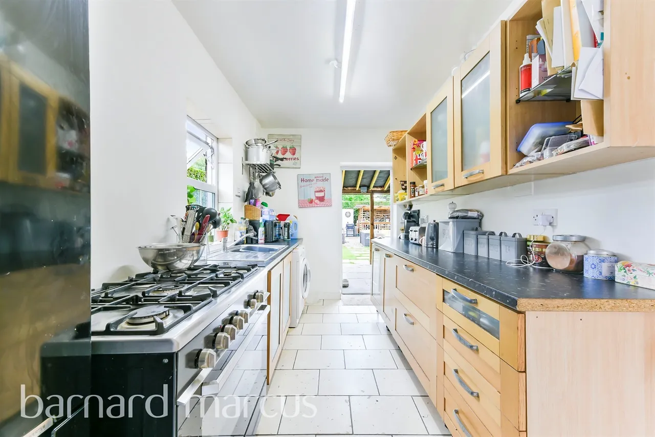 Whatley Avenue, London, SW20, photo 4