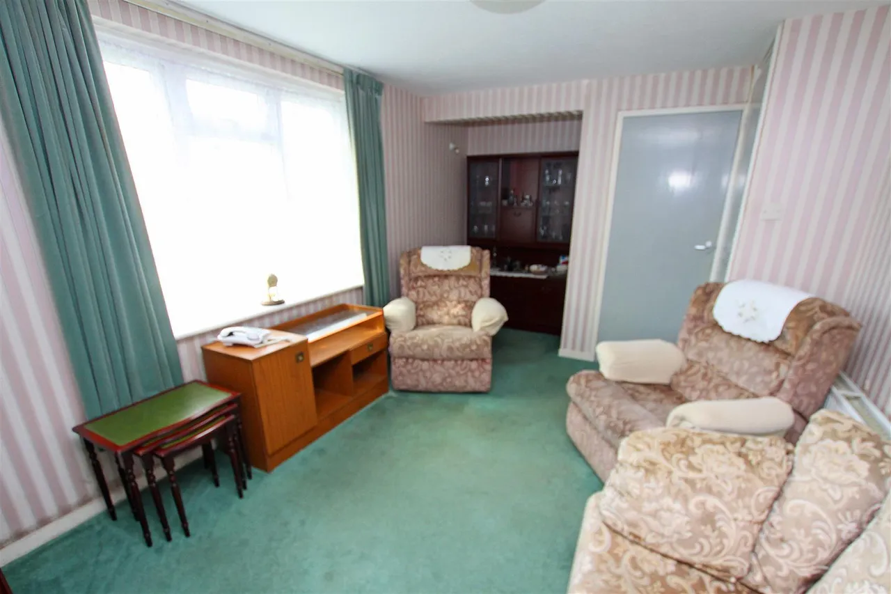 Craigmoor Avenue, Bournemouth, photo 3