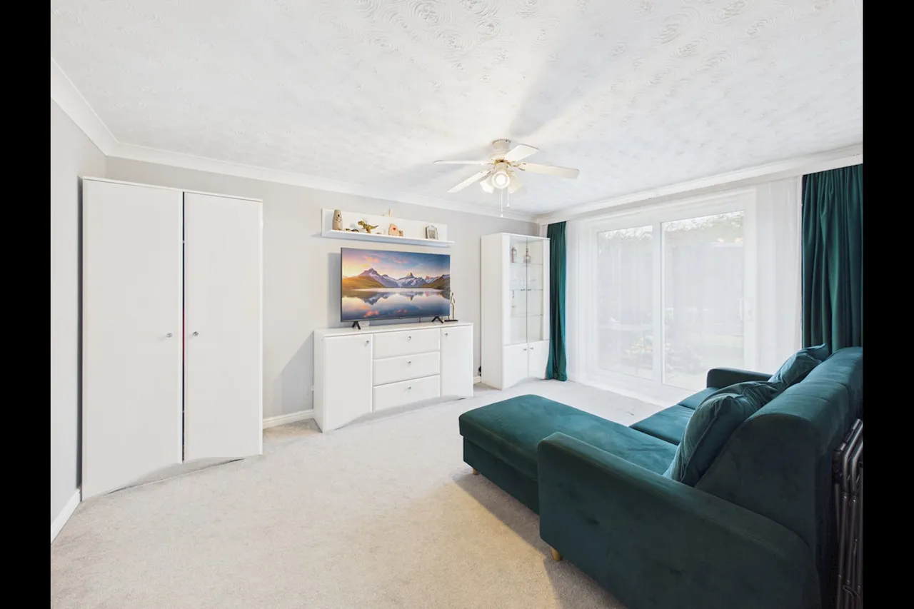 Blackthorn Court, Soham, CB7, photo 2