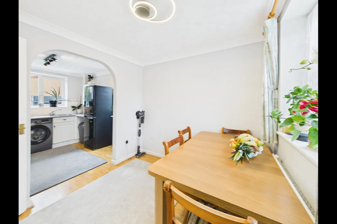Blackthorn Court, Soham, CB7, photo 5