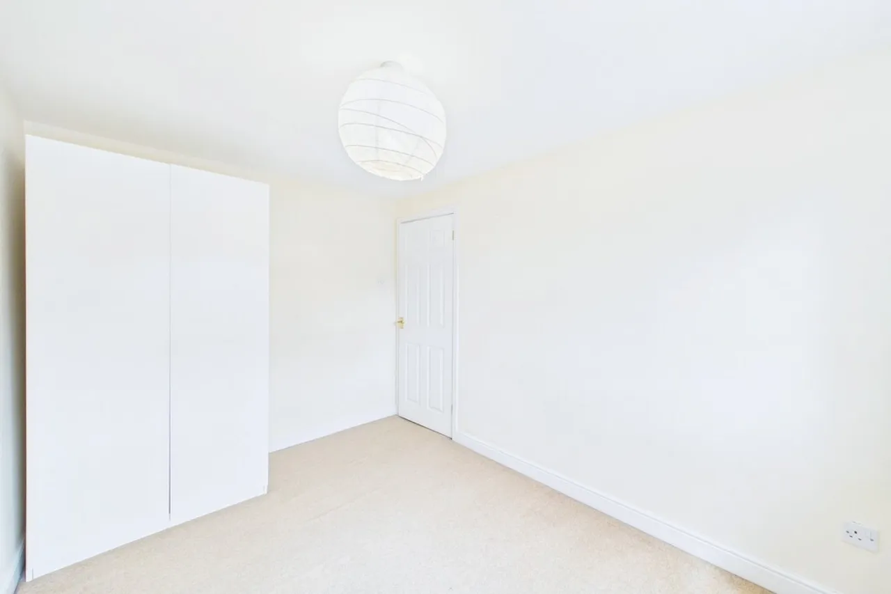 Montgomery Road, Whitnash, Leamington Spa, photo 11