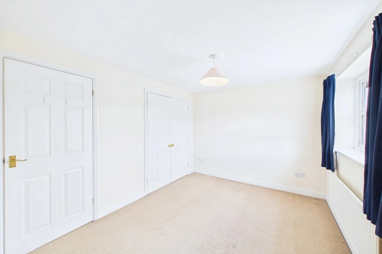 Montgomery Road, Whitnash, Leamington Spa, photo 9