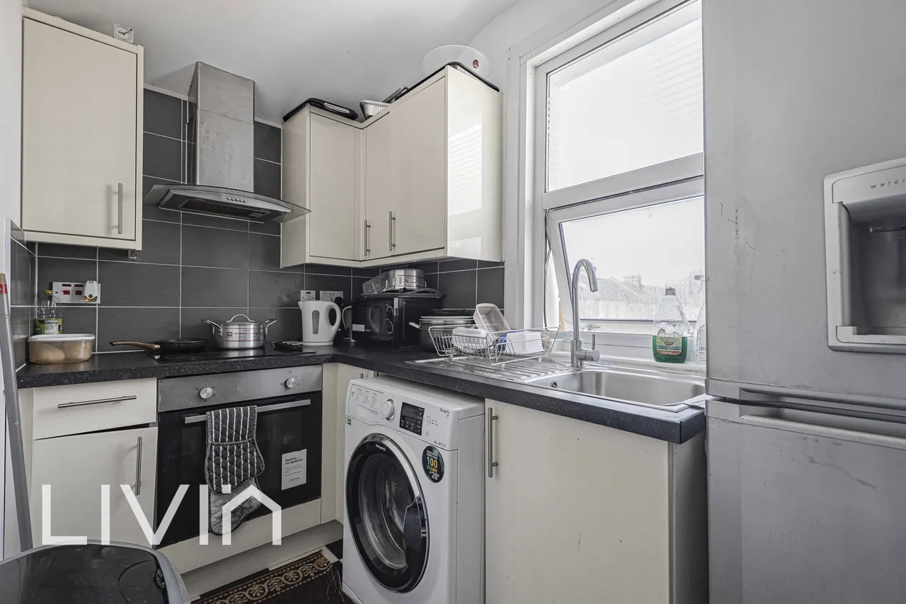 Thirsk Road, London, SE25, photo 12