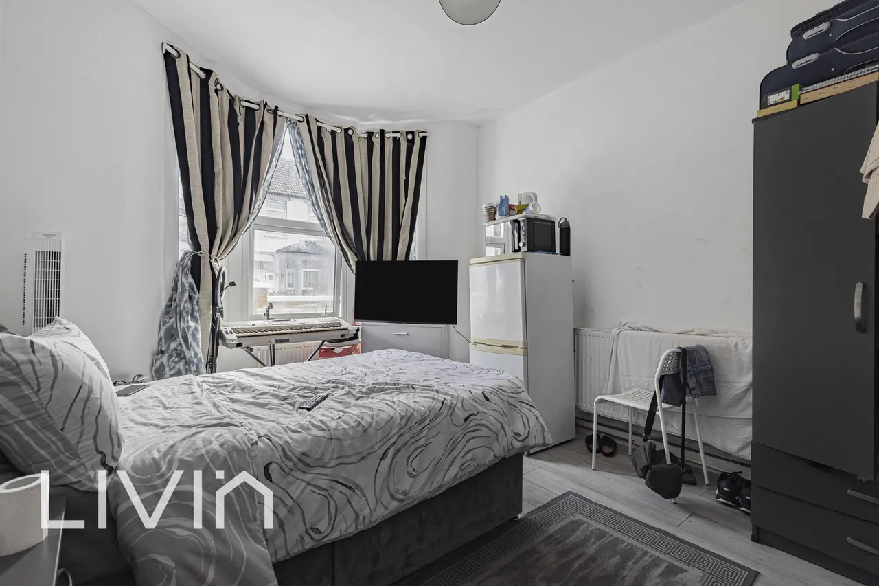 Thirsk Road, London, SE25, photo 5