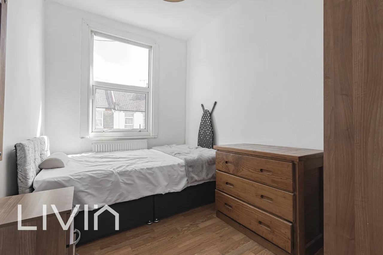 Thirsk Road, London, SE25, photo 14
