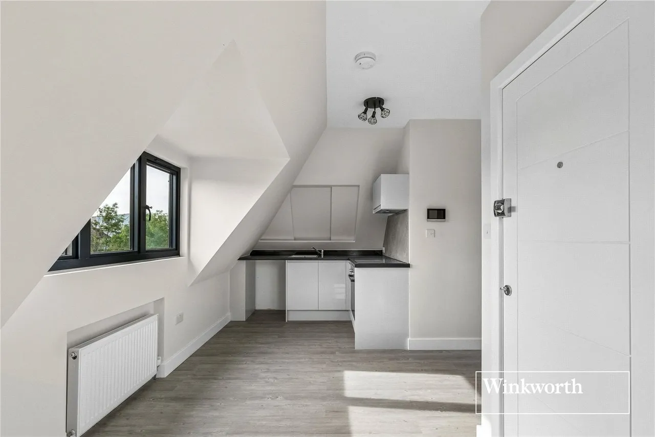 Wentworth Avenue, London, N3, photo 7