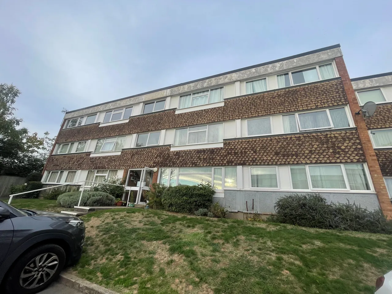3 bed flat to rent, Remburn Gardens, Warwick, CV34
