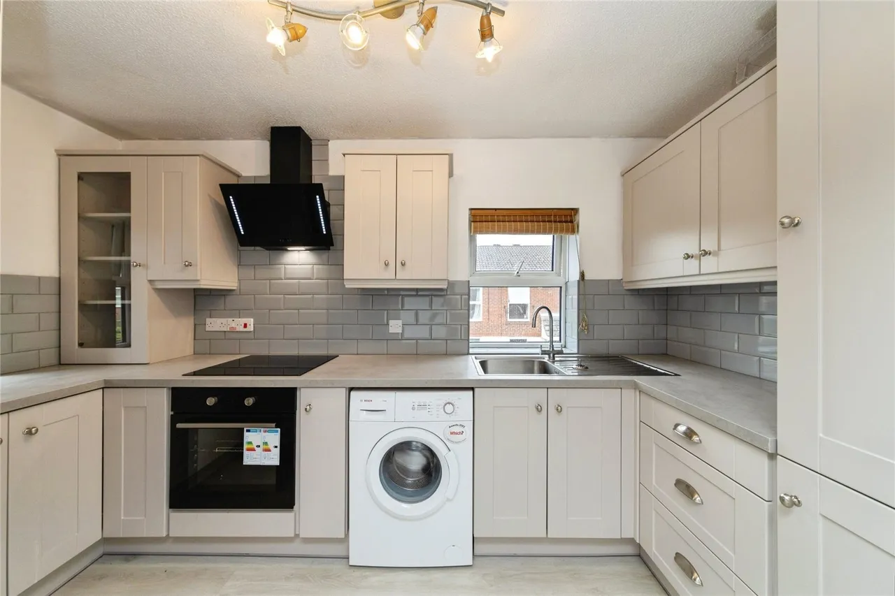 College Avenue, Tonbridge, TN9, photo 12