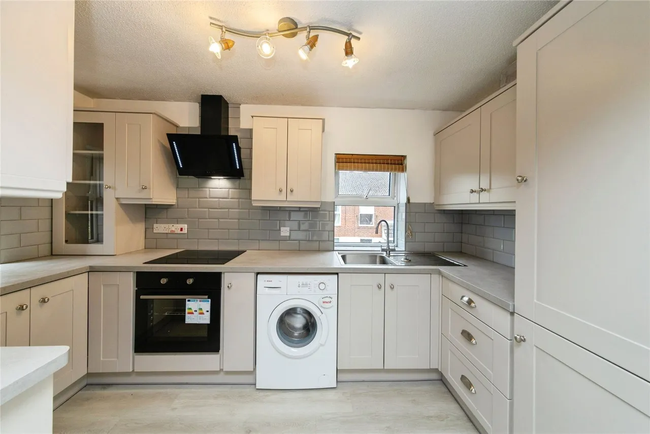 College Avenue, Tonbridge, TN9, photo 2