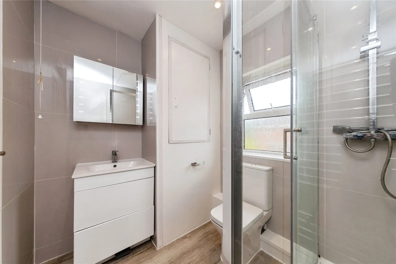 College Avenue, Tonbridge, TN9, photo 14