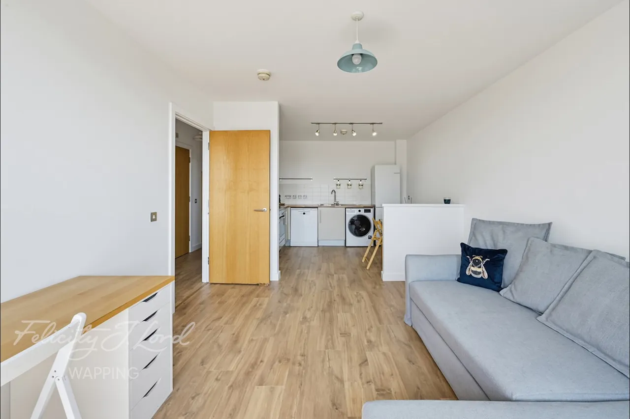 Spencer Way, London, E1, photo 8