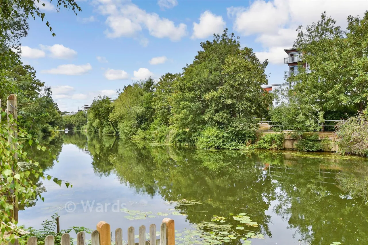 Waters Edge, Maidstone, ME15, photo 9