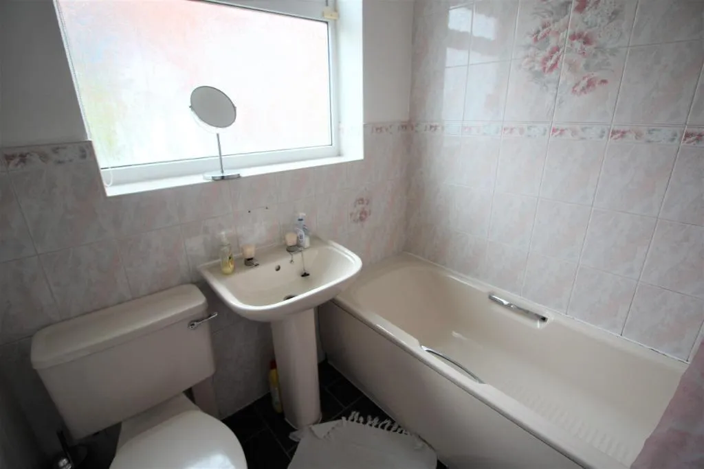 Crossdale Road, Bolton, BL2, photo 7