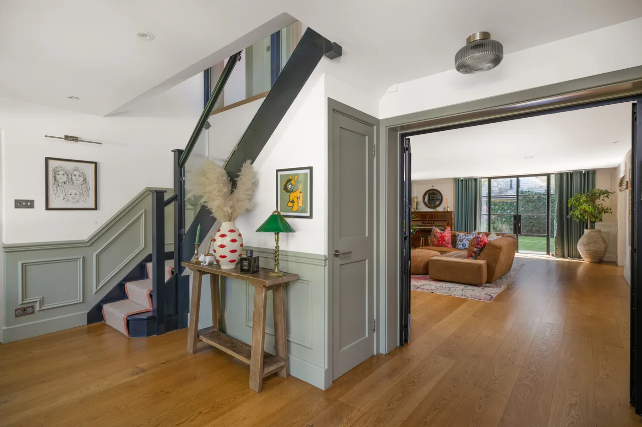 Ham Farm Road, Richmond, TW10, photo 3