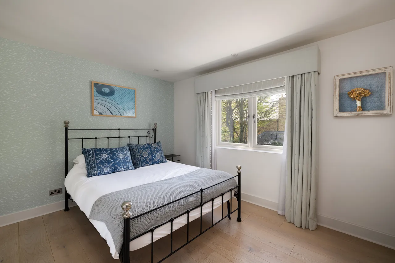 Ham Farm Road, Richmond, TW10, photo 11