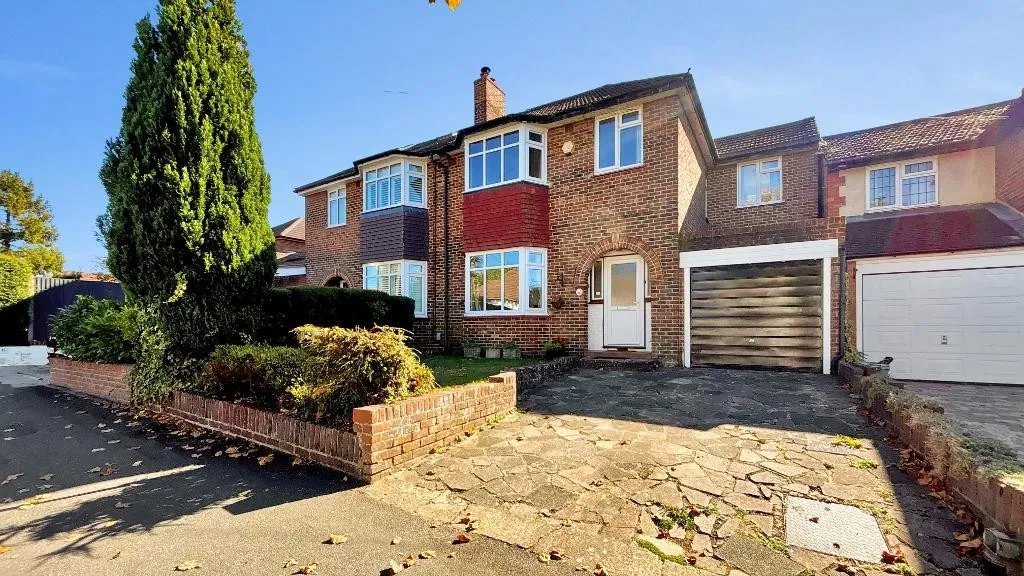 4 bed house for sale, Queenhill Road, South Croydon