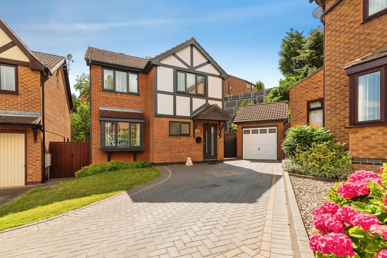 4 bed house for sale — Newgate Close, Carlton, Nottingham