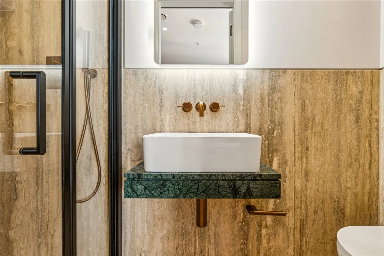 Stukeley Street, WC2B, photo 11