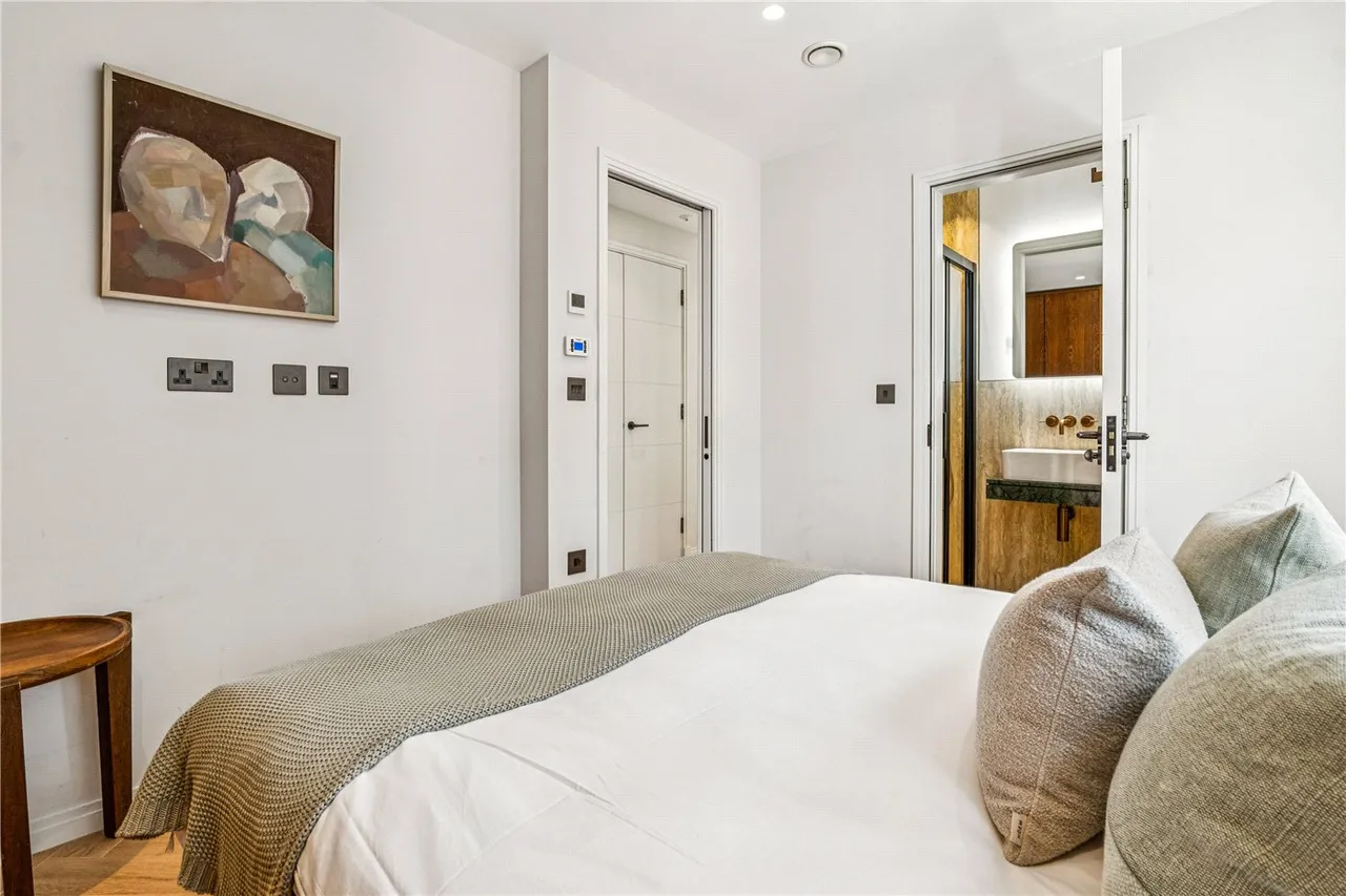 Stukeley Street, WC2B, photo 12