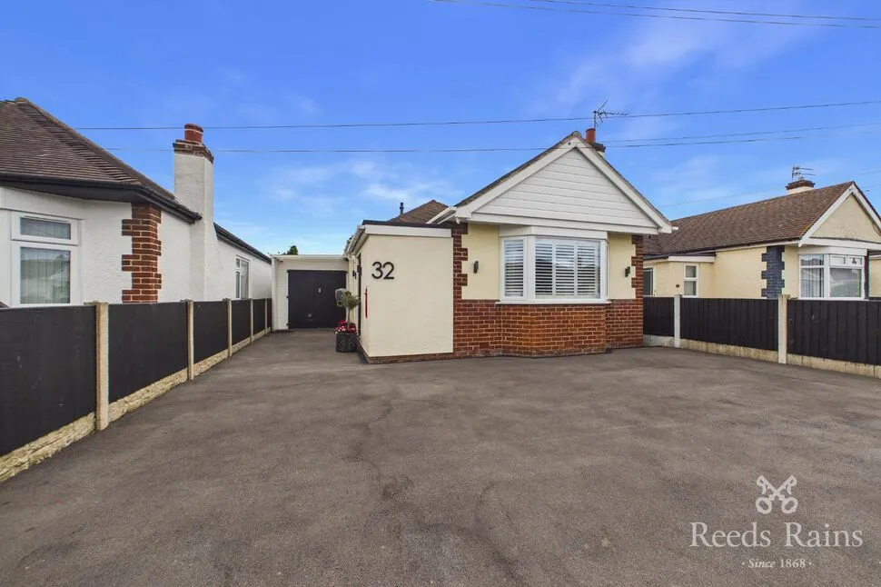4 bed house for sale, Shaun Drive, Rhyl, LL18