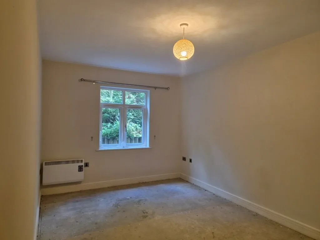 Bury New Road, Prestwich, M25, photo 6