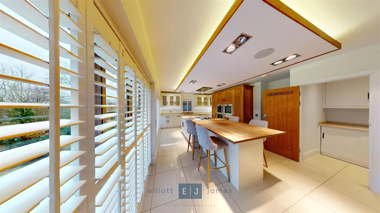 Blackacre Road, Theydon Bois, CM16, photo 4