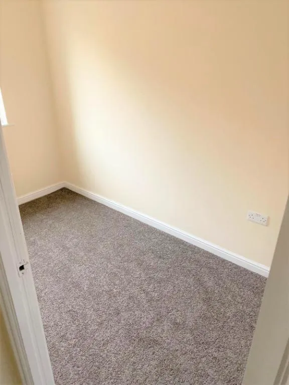 SaddlecoteClose, Manchester, M8, photo 10