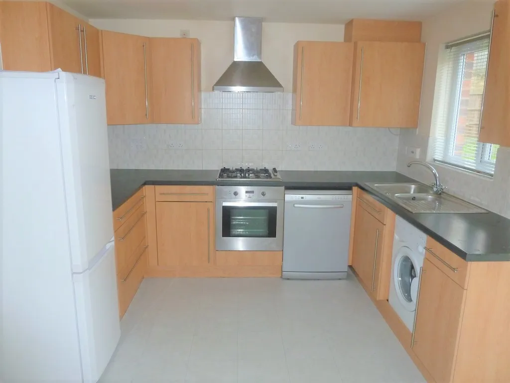 SaddlecoteClose, Manchester, M8, photo 5